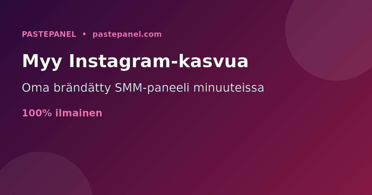 Suomalainen yrittäjä hallinnoi omaa Instagram-kasvupalveluiden SMM-paneelia kannettavalla tietokoneella